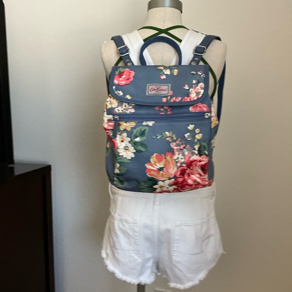 Cath Kidston Blue Backpack with Floral Design - Picture 4 of 6
